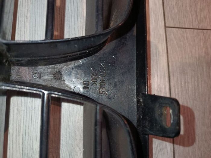 Toyota Carina E front grill