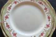 6 Bone China Side Plates &amp; 1 Small side plate