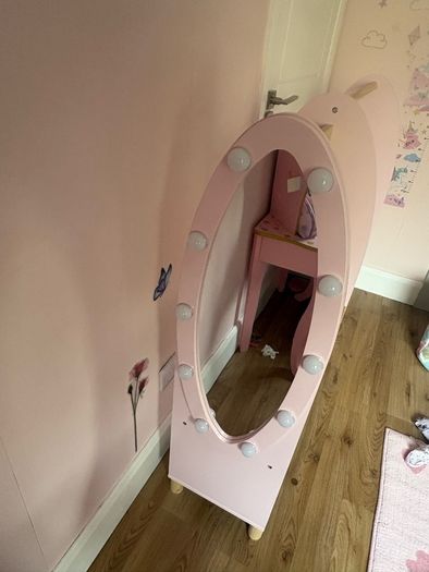 Wooden Dress Up Rack