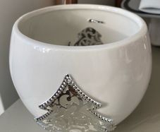 Brand New Christmas themed candle holder