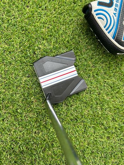 Full set of Taylormade Golf clubs