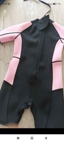 Girls wetsuit (FREE)