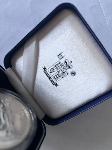 Royal Mint 2Pound 999 1oz silver coin