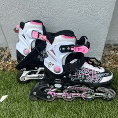 Inline skates (rollerblades)