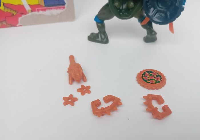 Playmates Teenage Mutant Ninja Turtles Re-Issue - Leonardo Storage Shell