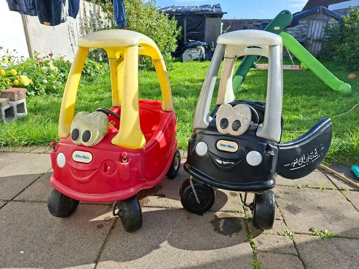 2 Little Tikes cars