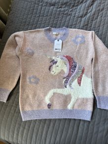 Beautiful unicorn sweater 9yrs