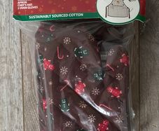 Kids' Christmas Apron Gift 4 Piece Set