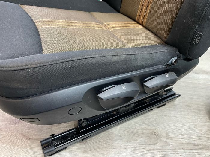 BMW X1 Sport Seat Set