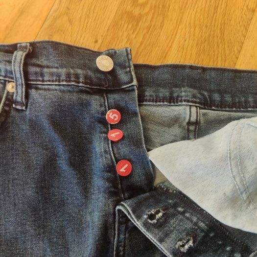 Levi 511 Jeans (W32 L34)