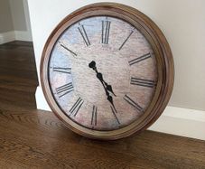 2ft Circular battery operated clock