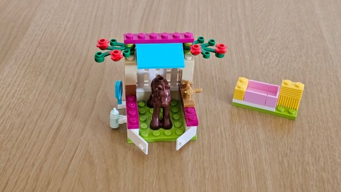 Lego Friends Emma's Horse Trailer (3186) and Little Foal (41089)