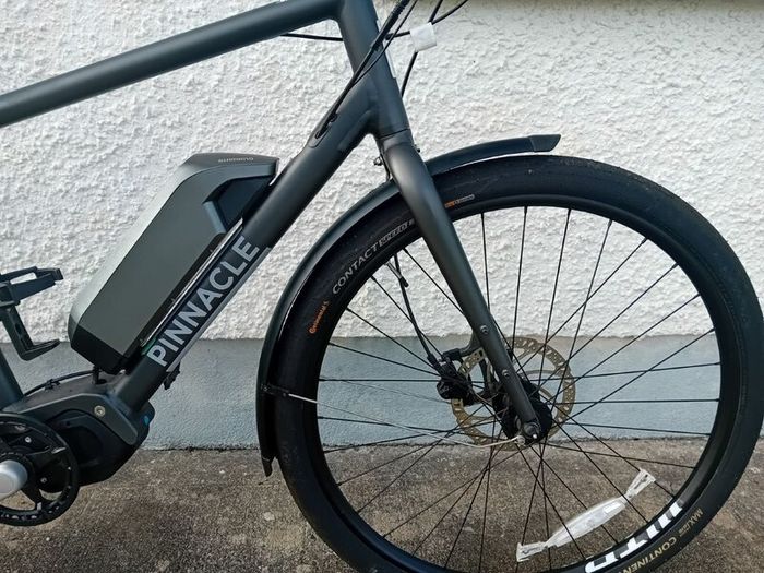 Pinnacle Lithium Ion  electric Hybrid Bike