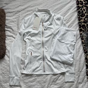 White lululemon full set sizemedium