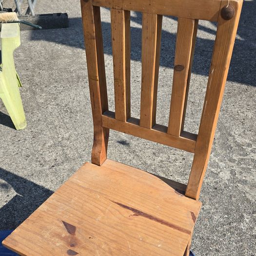 Solid Wooden Kitchen Table plus 4 Chairs Rustic Character