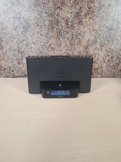 SONY XDR-DS16iPN personal audio system FM radio alarm clock ipod dock  DAB radio