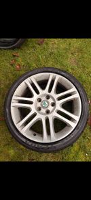 alloy 225/40/18