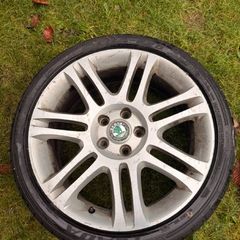 alloy 225/40/18