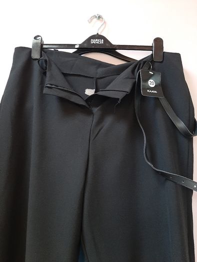 New black trousers tag attached 20