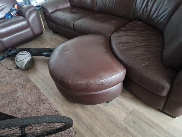 leather suite