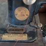 Singer Sewing Machine Image 3