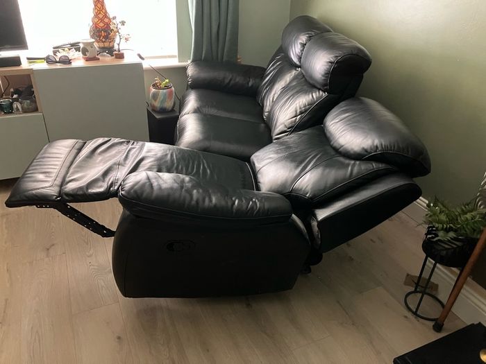 3 seater recliner leather sofa