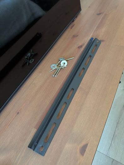 Samsung 43 4K Crystal UHD Smart TV UE43BU8070KXXU Excellent Condition