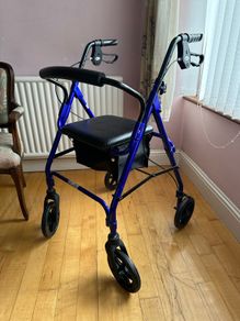 Lightweight four wheel Rollator