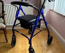 Lightweight four wheel Rollator