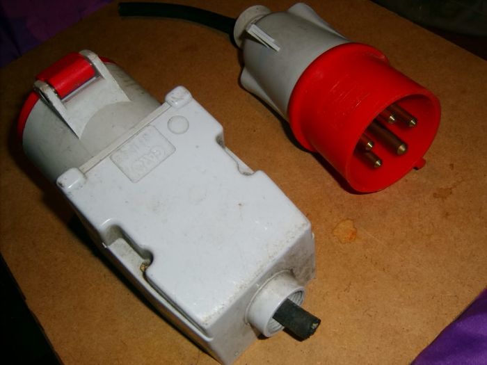 Splash proof fittings