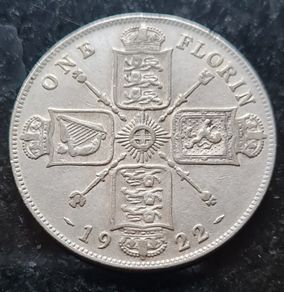 Beautiful United Kingdom 1922 Silver one florin coin
