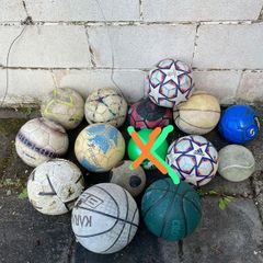 balls