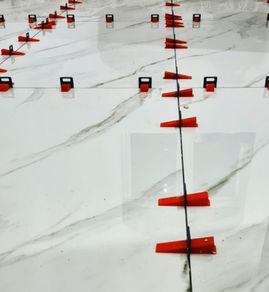 Tile levelling