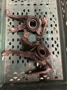 Ford Fiesta XR2 Front Hubs