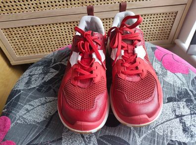 ECCO trainers