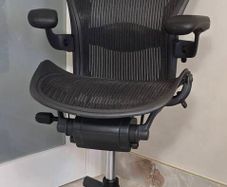 Herman Miller Aeron Fully Loaded Size B