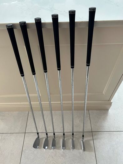 Golf - Srixon ZXi5 irons 5 to PW