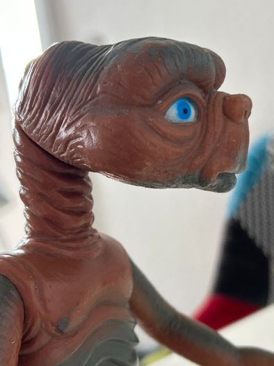 1980,s E.T  Figure