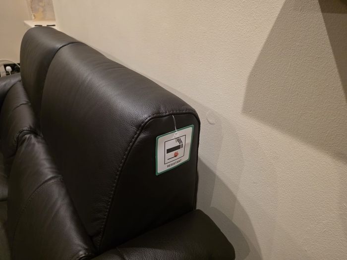 Natuzzi Brown Leather 3 seater recliner n 2 seater