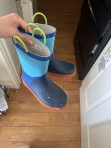 wellies