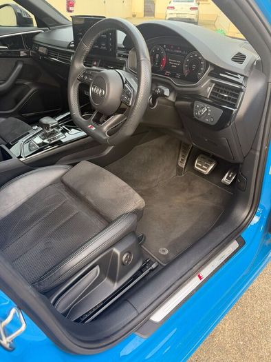 Audi A4 2021