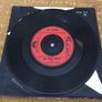 The Chords - One More Minute (1981) 7" Image 3