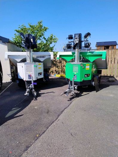 2 x Trime X Solar Lighting Tower