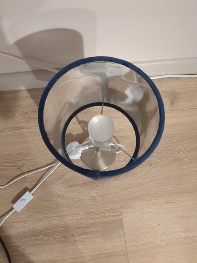 Table lamp