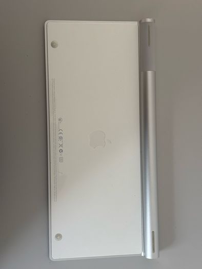 Apple A1255 Bluetooth Wireless Keyboard