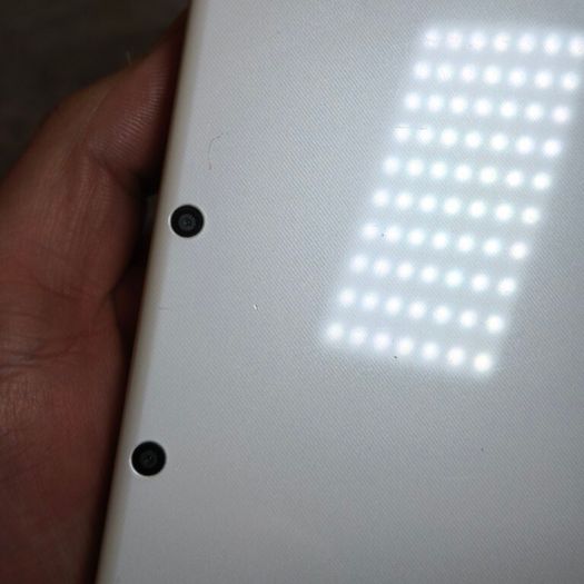 New Nintendo 3ds xl pearl white 64gb sd card hshop 1000s free games