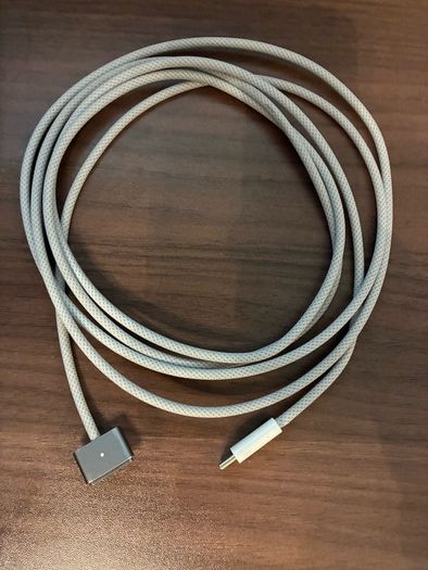 Apple usb-c to MagSafe 3 Cable