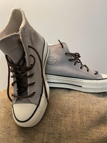 Grey 'Fleece lined' Converse Size 4