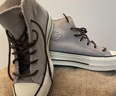 Grey 'Fleece lined' Converse Size 4