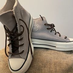 Grey 'Fleece lined' Converse Size 4